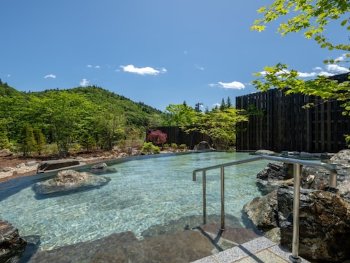 【岩手県の人気日帰り温泉】「山の神温泉 なごみの湯」は豊かな自然に囲まれた日帰り温泉施設