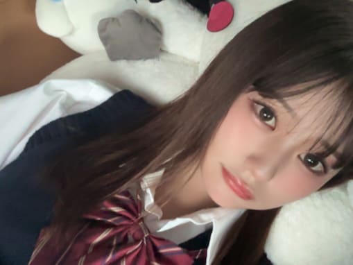 「違和感が全く仕事してない」元HKT48メンバー、“25歳”制服ショット公開「現役やん」「似合ってやがる」