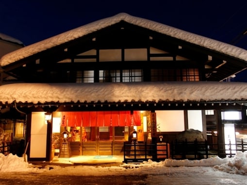「飛騨高山温泉 旅館あすなろ」が500円オフ！ 飛騨牛の合掌料理とほのかに硫黄香る天然温泉を満喫できる古都の風情あふれる宿