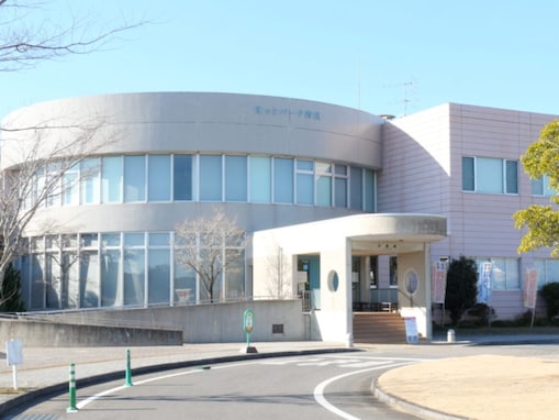 【茨城県の人気スーパー銭湯】「ほっとパーク鉾田」は2種類の天然温泉と温水プールを兼ね備えた複合施設。茶褐色の湯や人工高濃度炭酸泉で上質な温浴体験