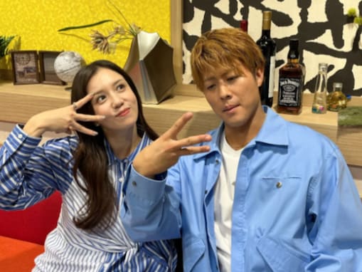 「ずっと恋人同士みたい」丸高愛実、元日本代表イケメン夫との夫婦ショット披露！ 「仲良し夫婦」