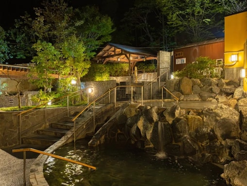 【神奈川県の人気スーパー銭湯】「おふろの王様 港南台店」は竹林に囲まれた露天風呂やこだわりのサウナが魅力施設