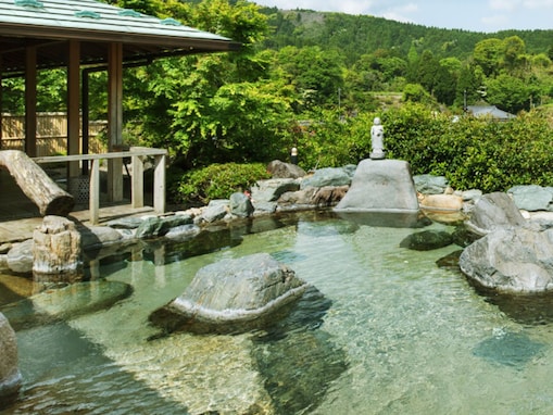 【千葉県の人気日帰り温泉】「滝見苑けんこう村 ごりやくの湯」は養老渓谷の大自然に包まれた施設