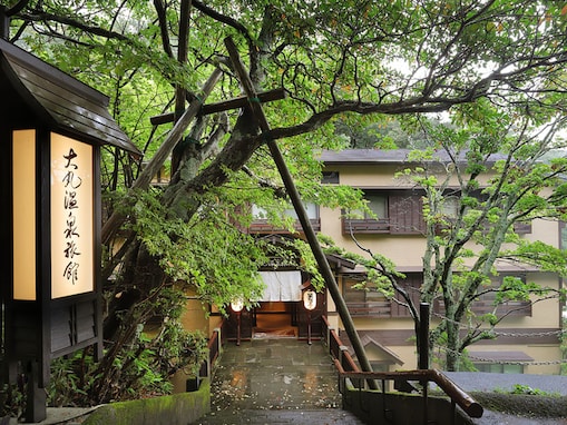 【那須温泉の人気ホテル】「大丸温泉旅館」は川の温泉と極上の会席料理を満喫できる絶景宿