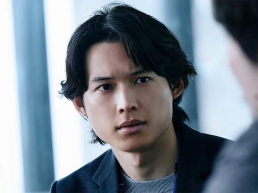 和服が似合うと思う「SixTONESのメンバー」ランキング！ 2位「松村北斗」、では1位は？