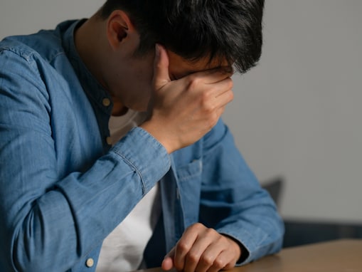 「いつも申し訳なさを感じている」40歳フリーランス男性、貯金300万円。病気がちな親を支える実家暮らし