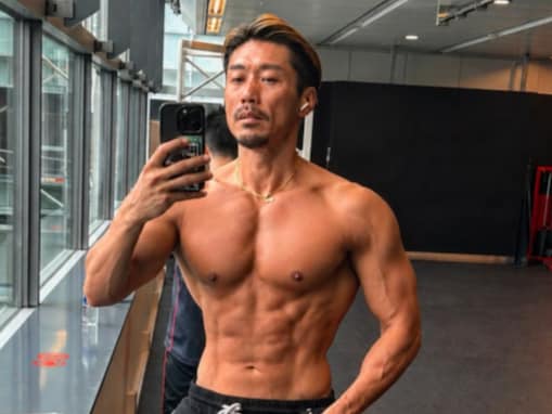 「日本で最もかっこいい50代」金子賢、50歳とは思えない肉体美を披露！ 「バッキバキの体で格好いい」