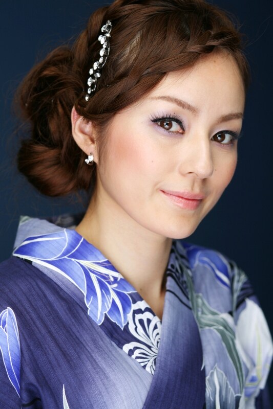 画像 2/27 ：浴衣メイク1・艶やかな美人顔メイク [メイク・メイクアップ] All About