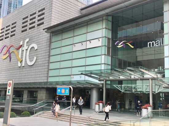 エアポートエクスプレスは一番下の階