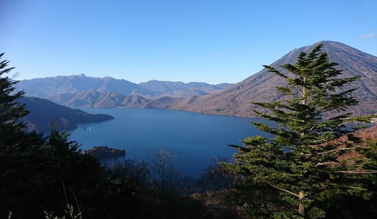 中禅寺湖スカイラインからの中禅寺湖の眺め