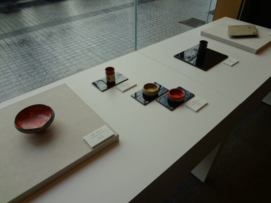 作品は企画展や四季など、テーマにごとに創作されます