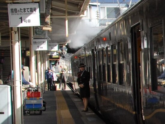 白い煙が歓迎