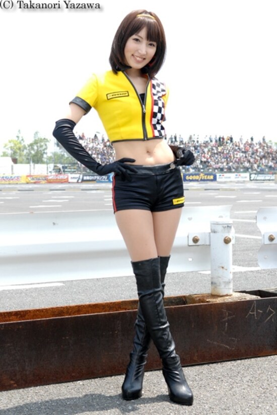 暮羽優奈／DUNLOPレースクイーン
