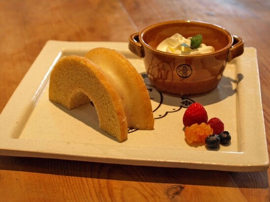 TAMA KUCHEN～タマクーヘン～　830円（Tea Set　1250円）