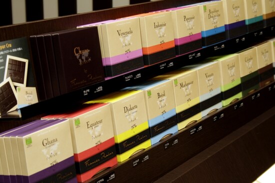 タブレットショコラ　ハーフ１枚：945円