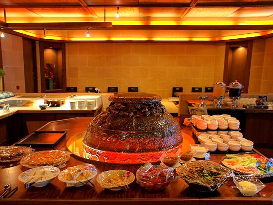 ホテルカターラRESORT＆SPAレストラン「BoraBora」