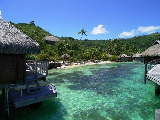 ボラボラ島のホテル