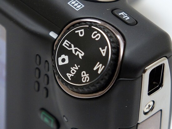 FinePix F770EXR ダイヤル