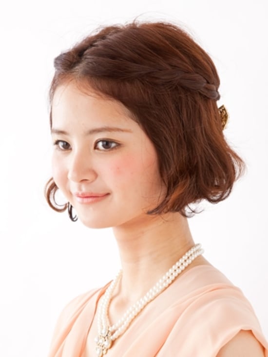 画像：大人スイートな編みこみショートボブアレンジ [結婚式 ...