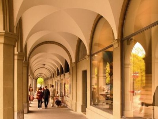 ベルンのアーケード