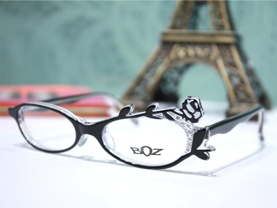 デザインで一歩差がつく眼鏡