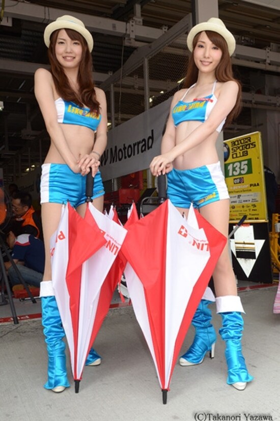 鈴鹿8耐に登場したレースクイーン達