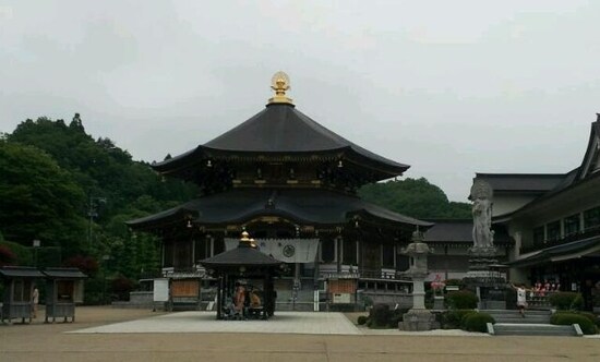 定義如来　西方寺