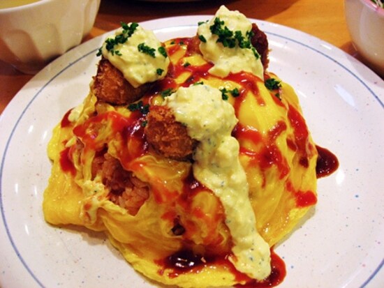 ハントンライスセット（800円）※サラダ、スープ付