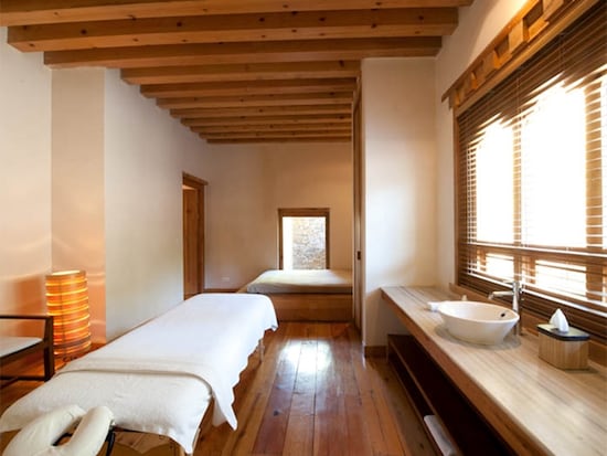 自室でマッサージを受けられるのは嬉しい 