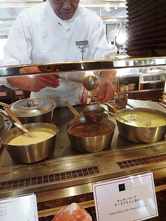 インペリアルバイキング サール ココット料理