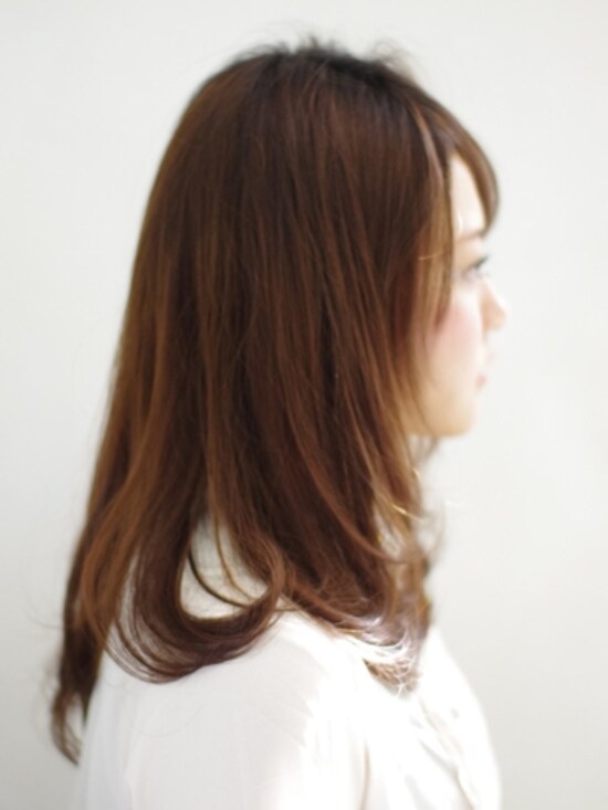 セミロング　ストレート