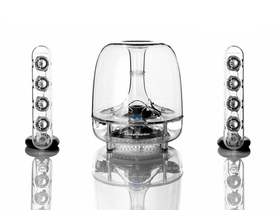 ハーマンインターナショナルが2012年6月に発売した「Soundsticks Wireless」
