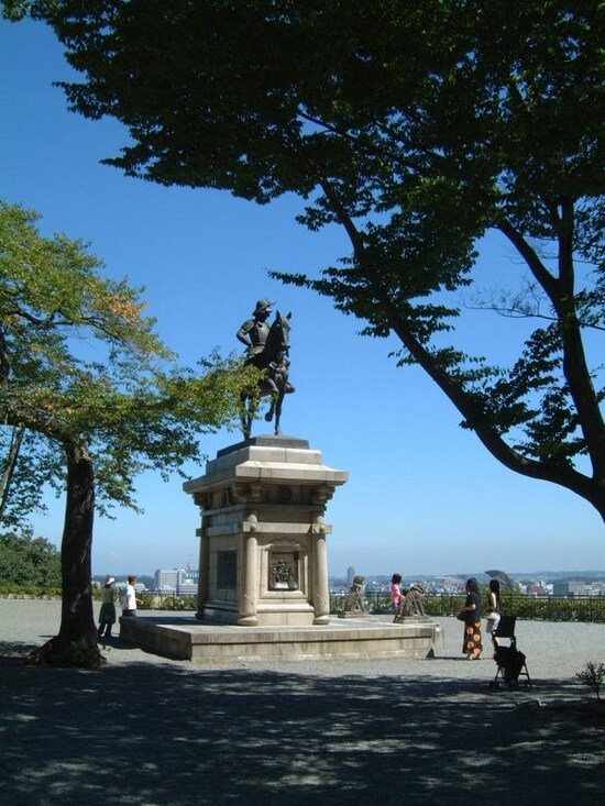 青葉城址にある伊達政宗の騎馬像（2）