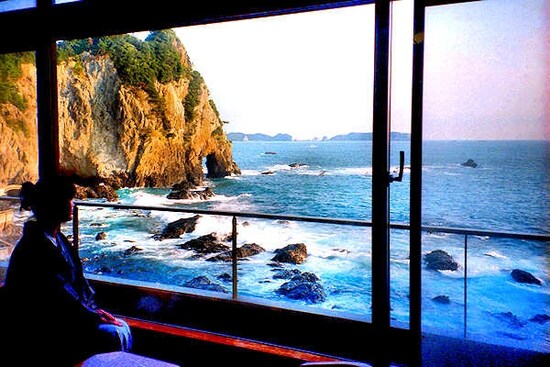 南紀勝浦温泉 ホテル浦島日昇館の客室