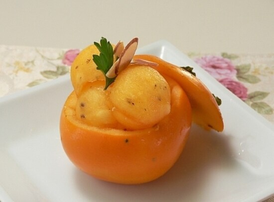 柿のバスケット