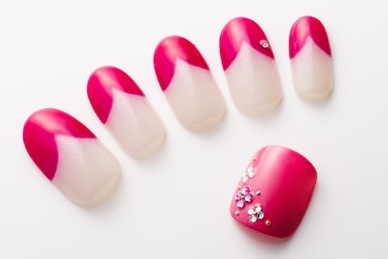 ジューシーな大人ピンクで甘さを抑えて