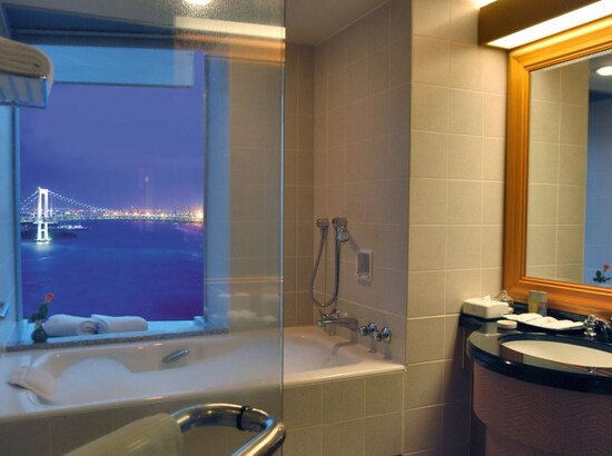 夜景と水に癒されながら