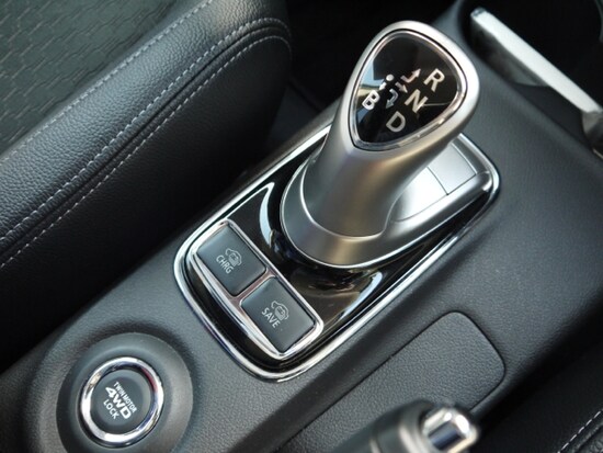 アウトランダーPHEVセレクターレバー