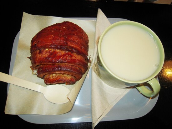 フィンランド名物のカレリアン・パイ