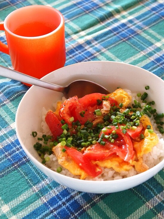 ふわとろツナトマ丼