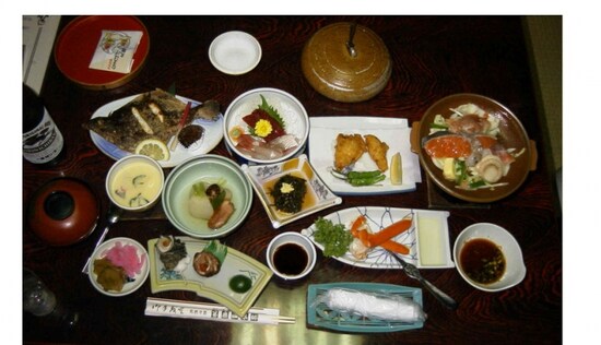 男鹿温泉の石焼料理