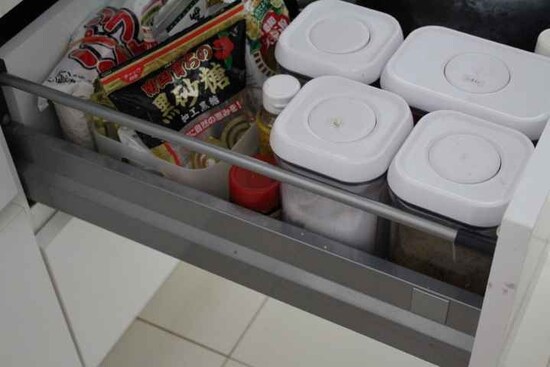 使いかけの調味料は「ポリプロピレンボックス」に