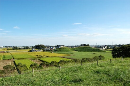 「さきたま古墳公園」