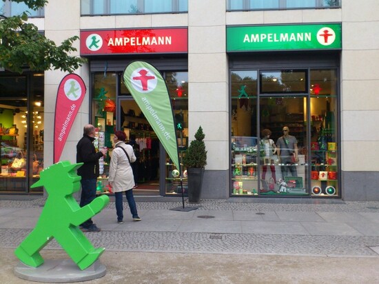 「アンペルマン」