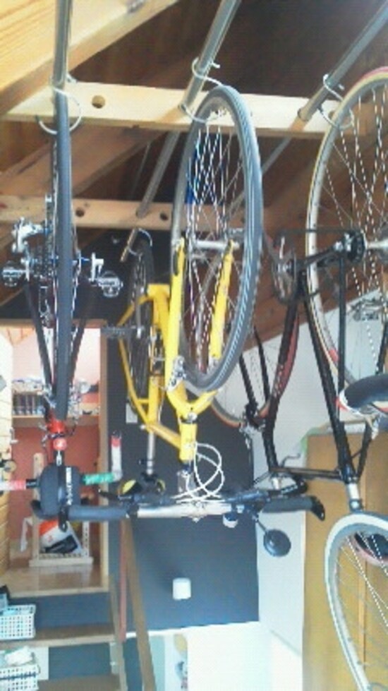 自転車のぶら下げ収納