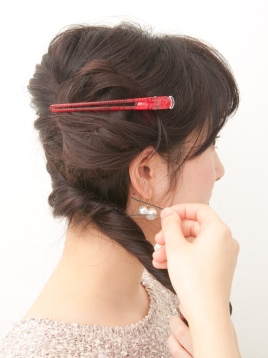 頭皮からピンが浮かないように