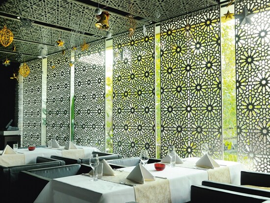 完全予約制というプライベート感がゲストを喜ばせている「Maduzi Restaurant」