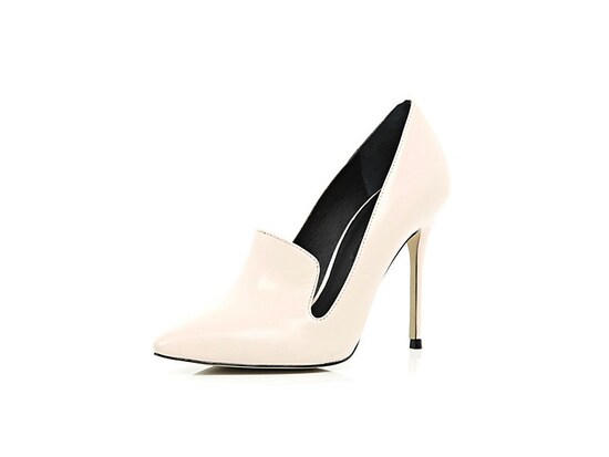 LIGHT PINK SLIPPER COURT SHOES（River Island）