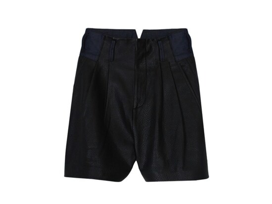 PEBBLED LEATHER SHORT（tibi）