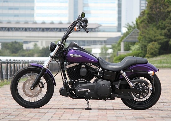 FXDB ダイナ・ストリートボブ コンプリートカスタムモデル レフトビュー